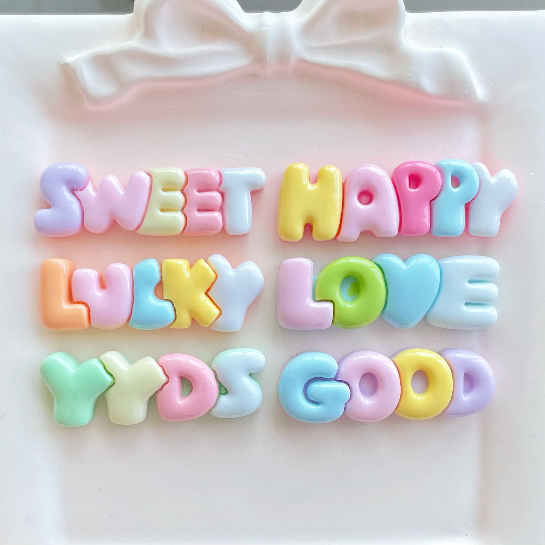 10-30 Stück Farb buchstabe pla – Resin Art Letter Keychain Bewertung und Preis