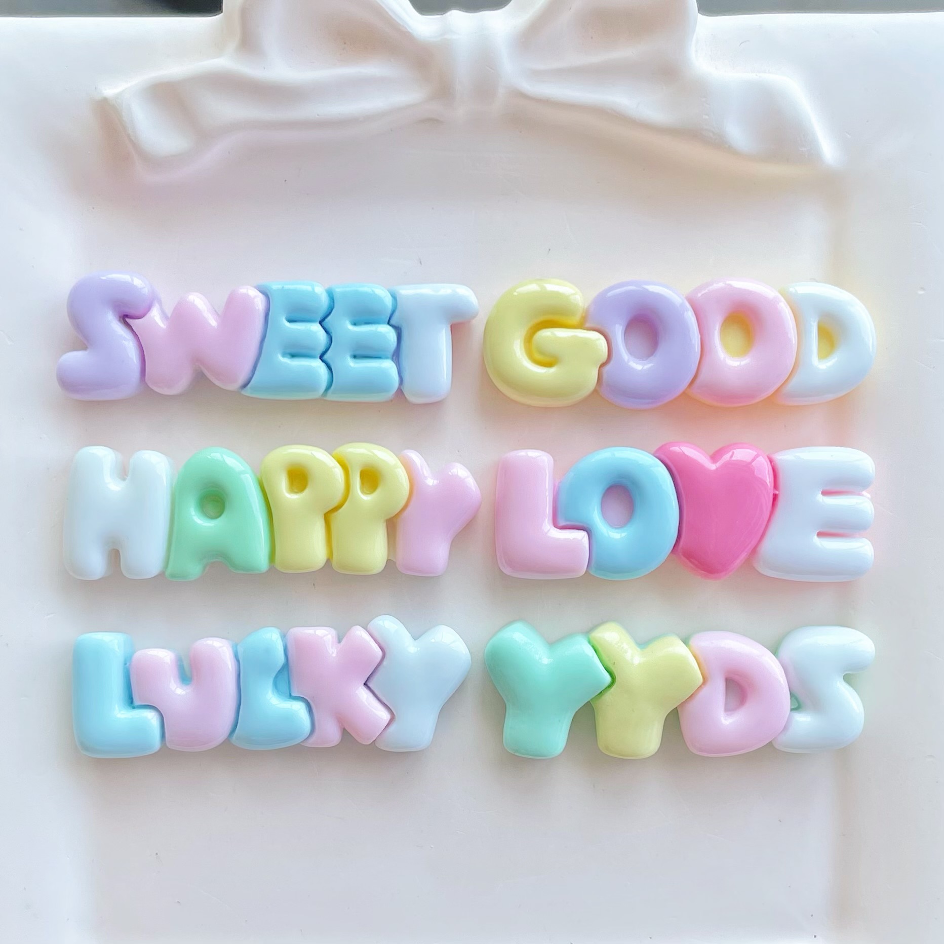 10-30 Stück Farb buchstabe pla – Resin Art Letter Keychain Bewertung und Preis